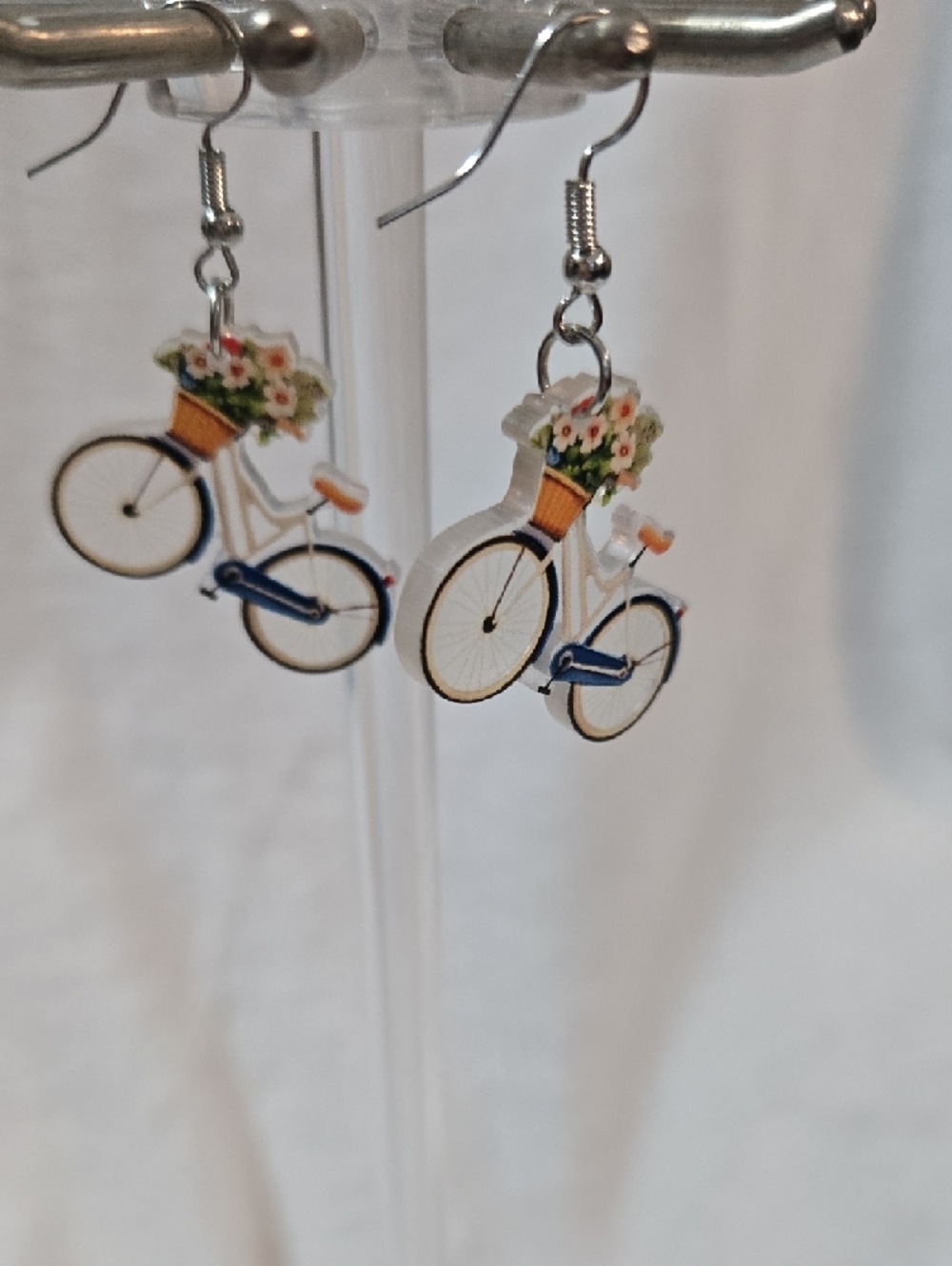 Bicycle Floral Basket Dangle Earrings - Blue & Pink ☆ - Picture 3 of 3